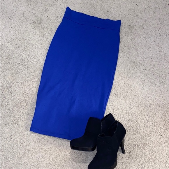 Arden B Dresses & Skirts - High waisted pencil skirt